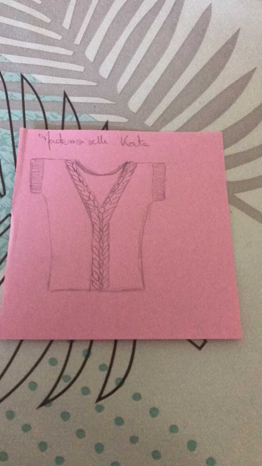 Mademoiselle Kate (Tee)