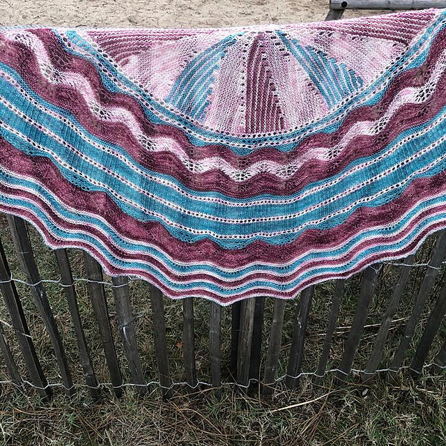 Châle Rose des sables : MKAL 2023